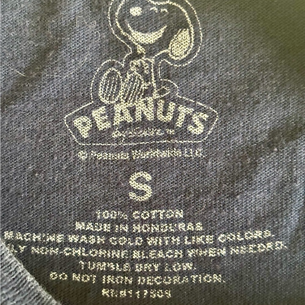 Peanuts “A Charlie Brown Christmas” Graphic Tee – Size Small - Picture 3 of 5
